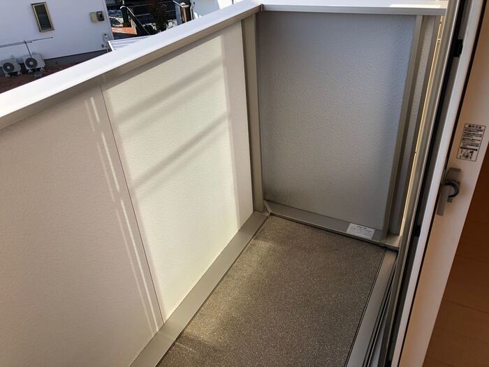 13/18 バルコニー