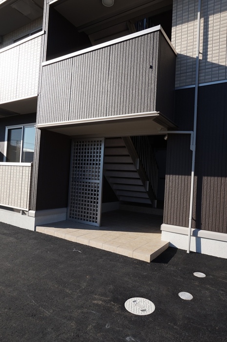 2/4 エントランス