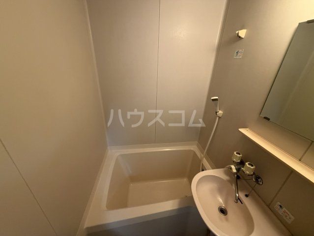14/30 浴室