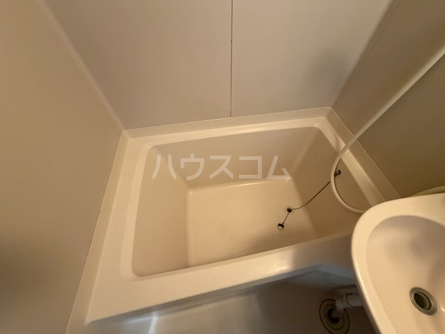 13/30 浴室