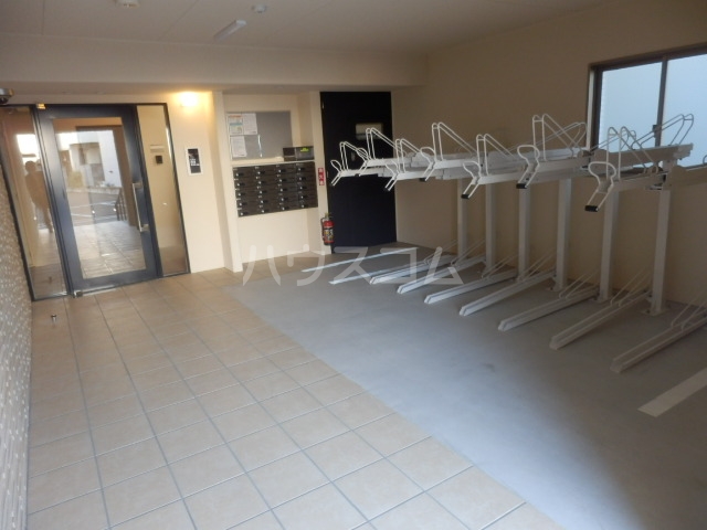 22/29 エントランス