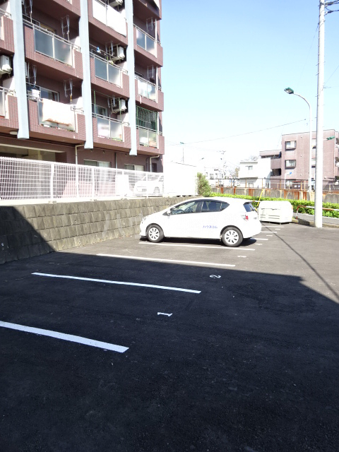 20/30 駐車場