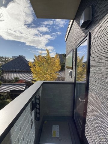 21/30 バルコニー