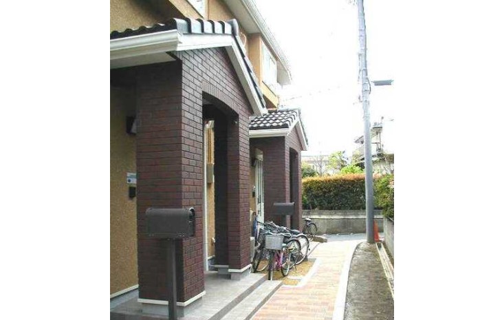 20/30 エントランス