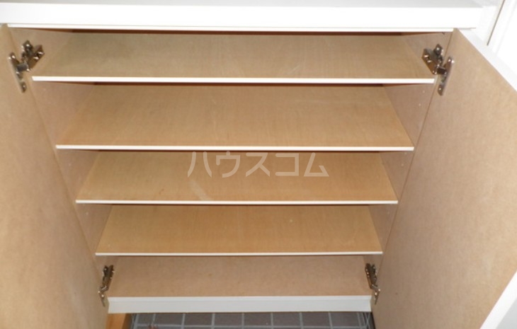 13/30 玄関