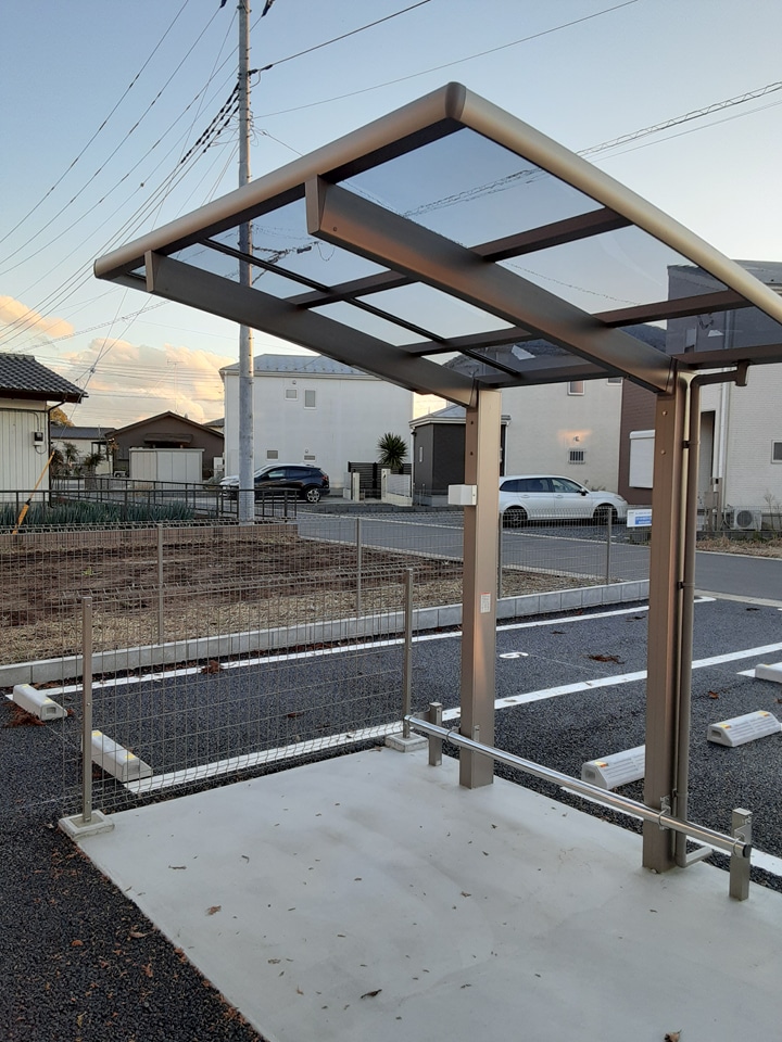 27/30 駐車場