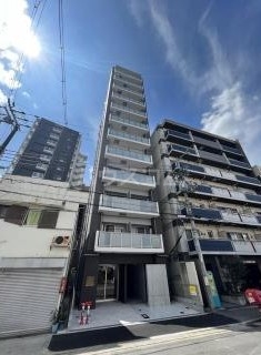 14/23 エントランス