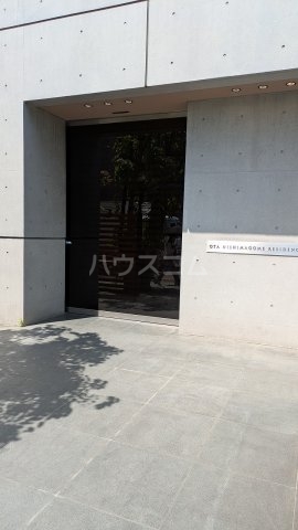 19/21 エントランス