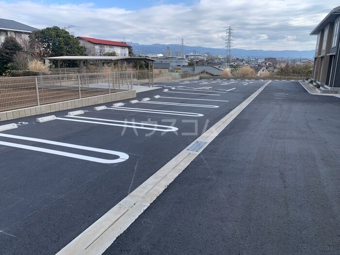 16/23 駐車場