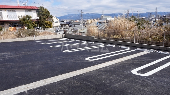 16/17 駐車場