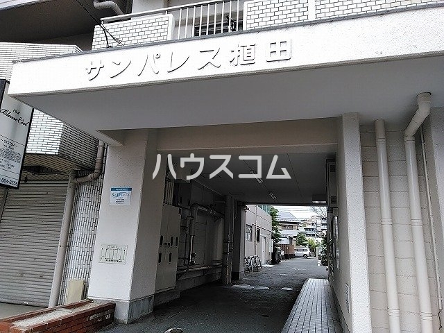 14/17 エントランス