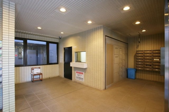 19/22 エントランス