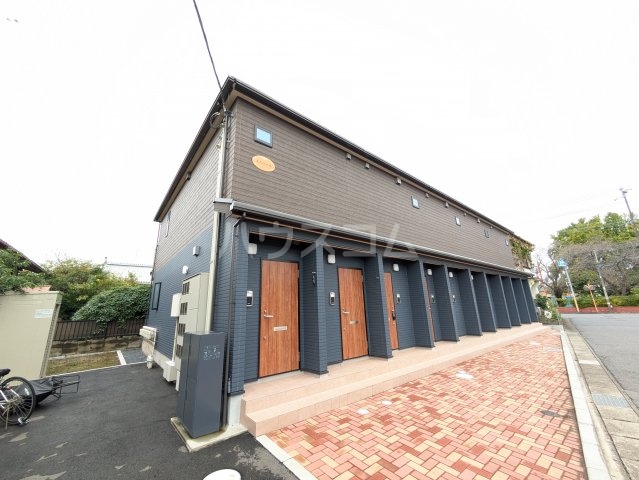 2/2 エントランス