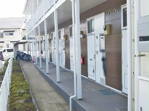 17/17 エントランス