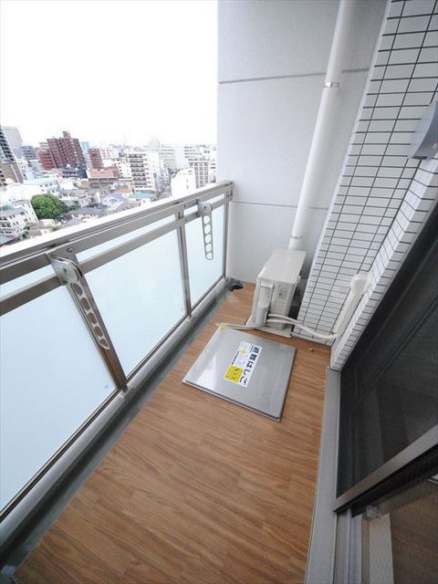 13/21 バルコニー