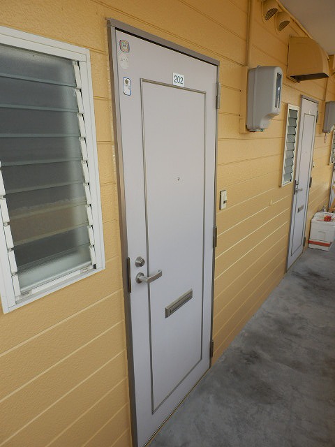 18/26 エントランス