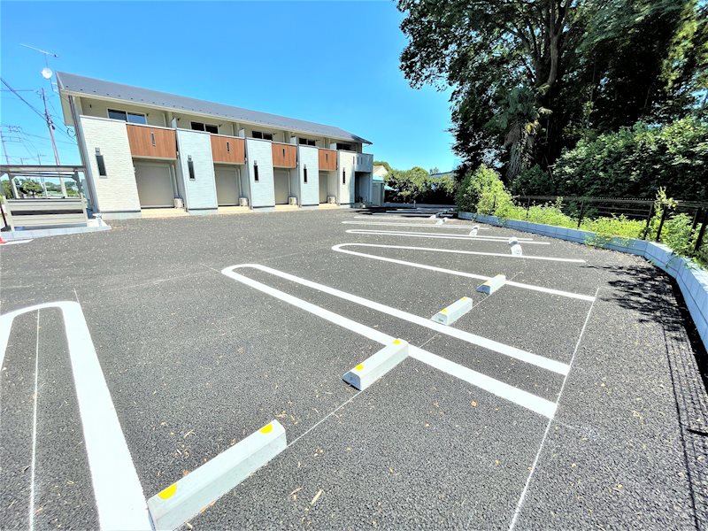 2/7 駐車場