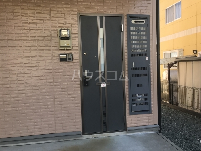 17/22 エントランス