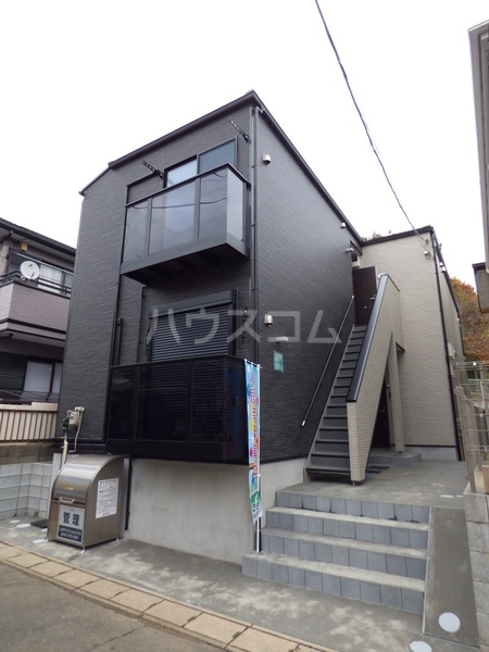 20/28 エントランス