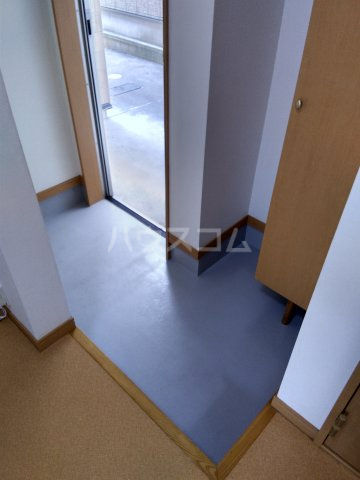 14/25 エントランス