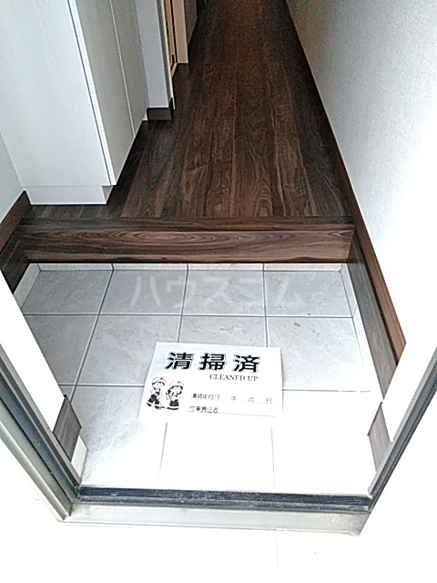 14/30 玄関