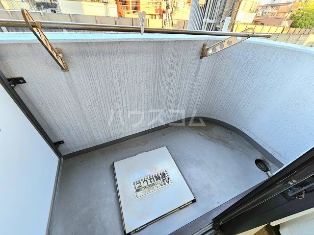 15/30 バルコニー
