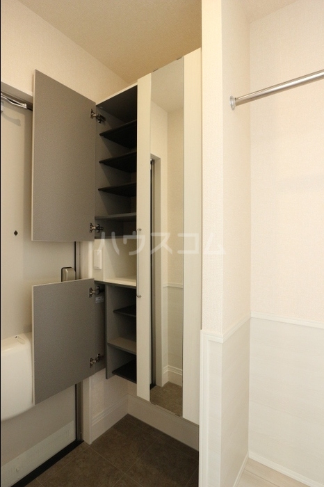 14/17 エントランス