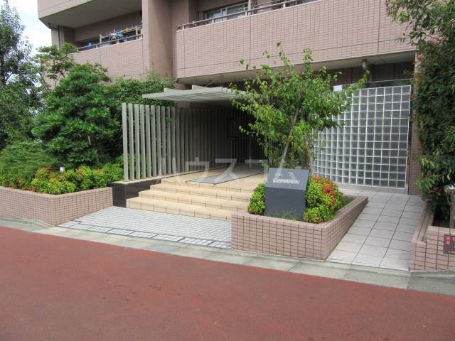 3/8 エントランス