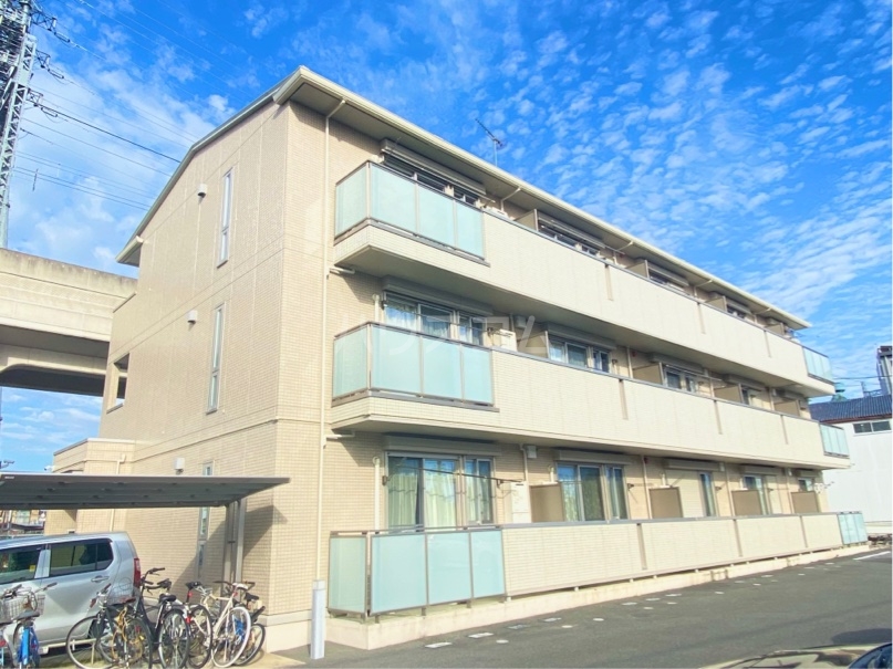 1/23 外観