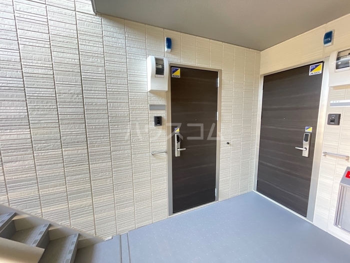 3/7 エントランス