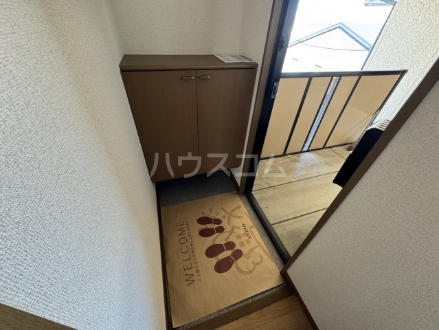 14/30 玄関
