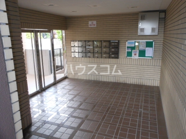 19/29 エントランス