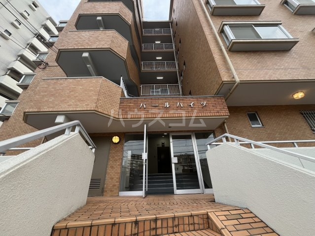 24/26 エントランス