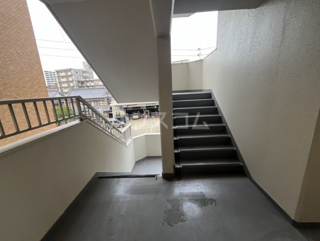 17/26 バルコニー