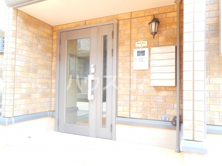 14/17 エントランス