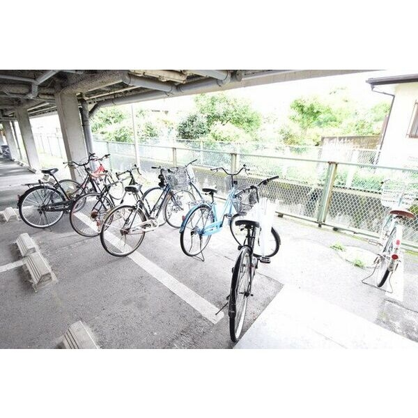 13/21 エントランス