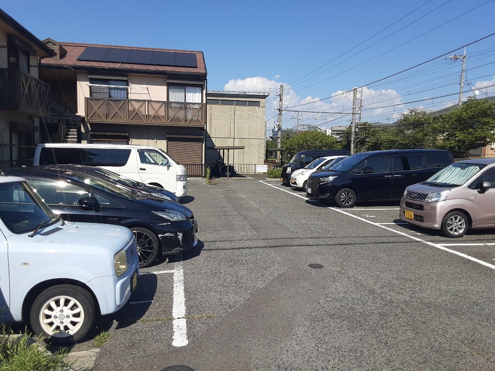 22/30 駐車場