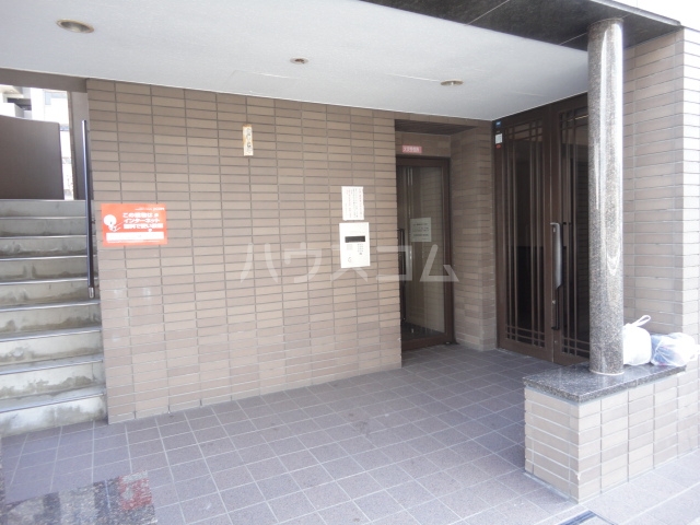 19/22 エントランス