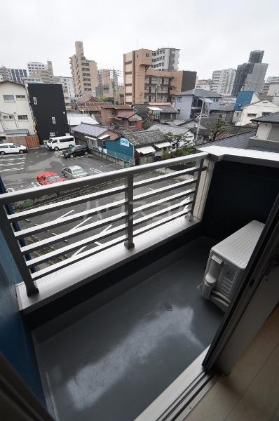 13/26 バルコニー