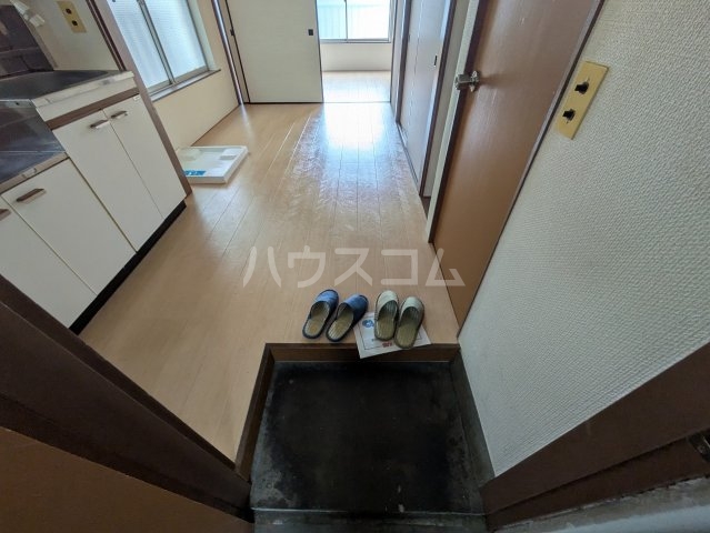 14/29 玄関