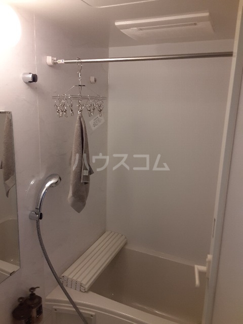 13/30 浴室
