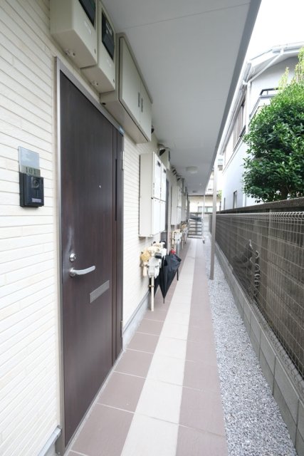 3/4 エントランス