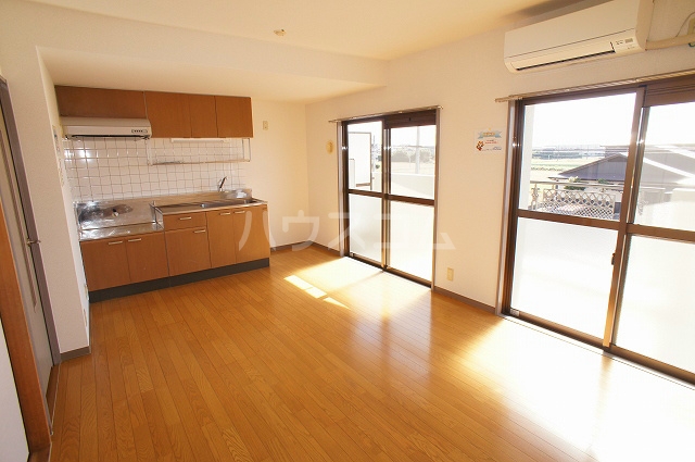 8/25 リビング/ダイニング