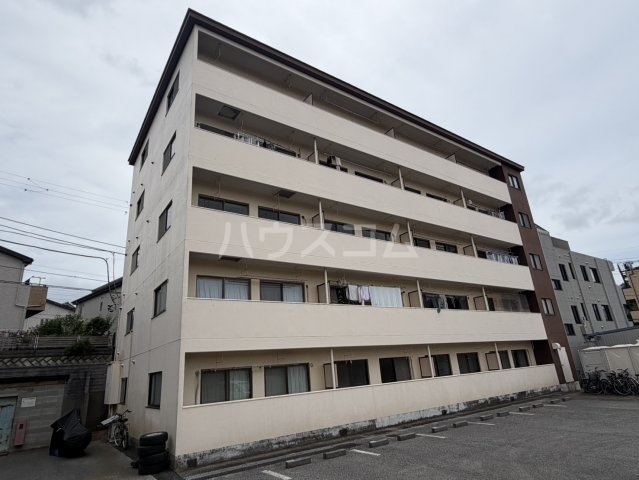 2/8 外観