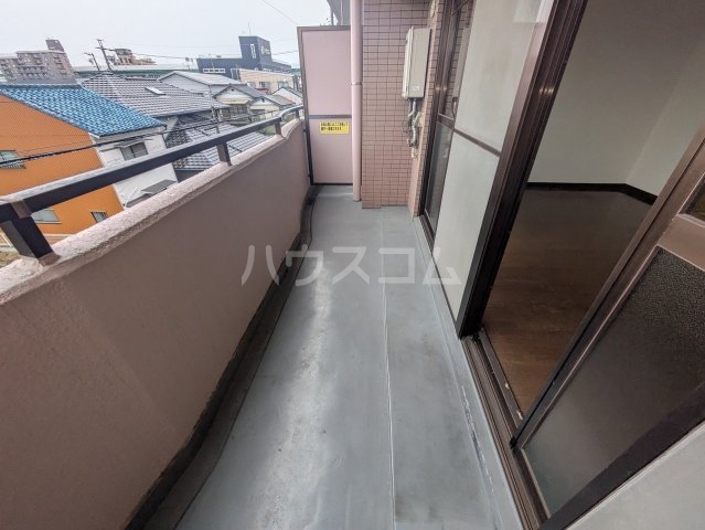 19/30 バルコニー