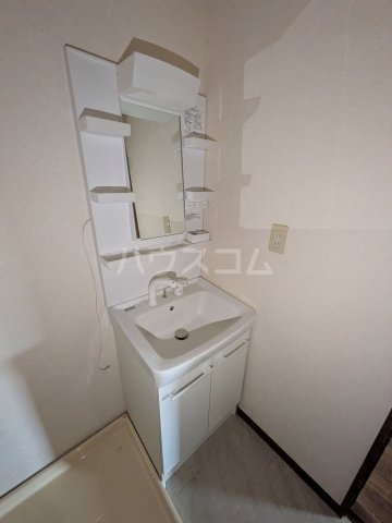 13/30 洗面