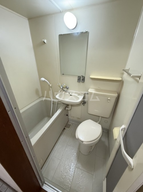 8/16 浴室