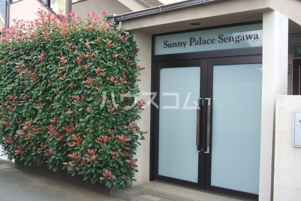 16/26 エントランス