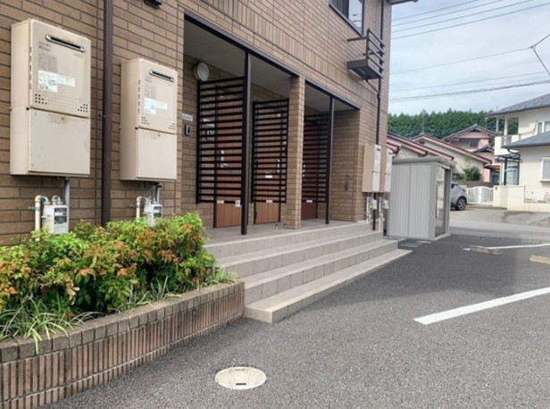 21/29 エントランス