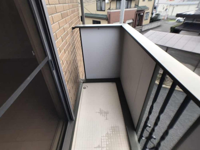 16/28 バルコニー